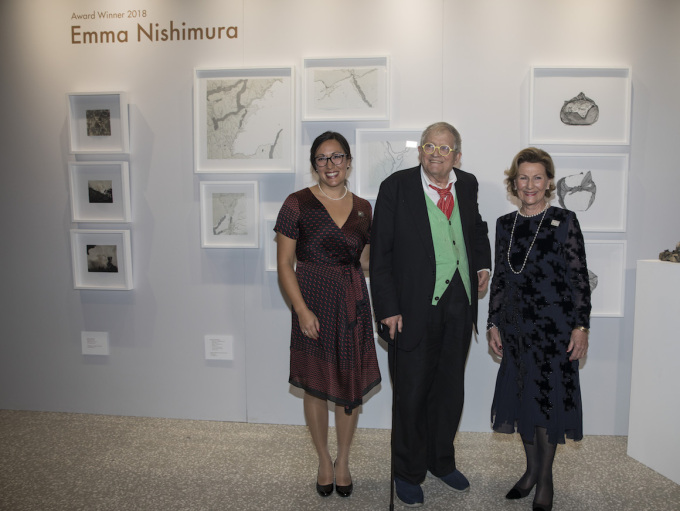 Dronningen med prisvinnerne 2018, Emma Nishimura og David Hockney. Foto: Nina Rangøy / NTB scanpix